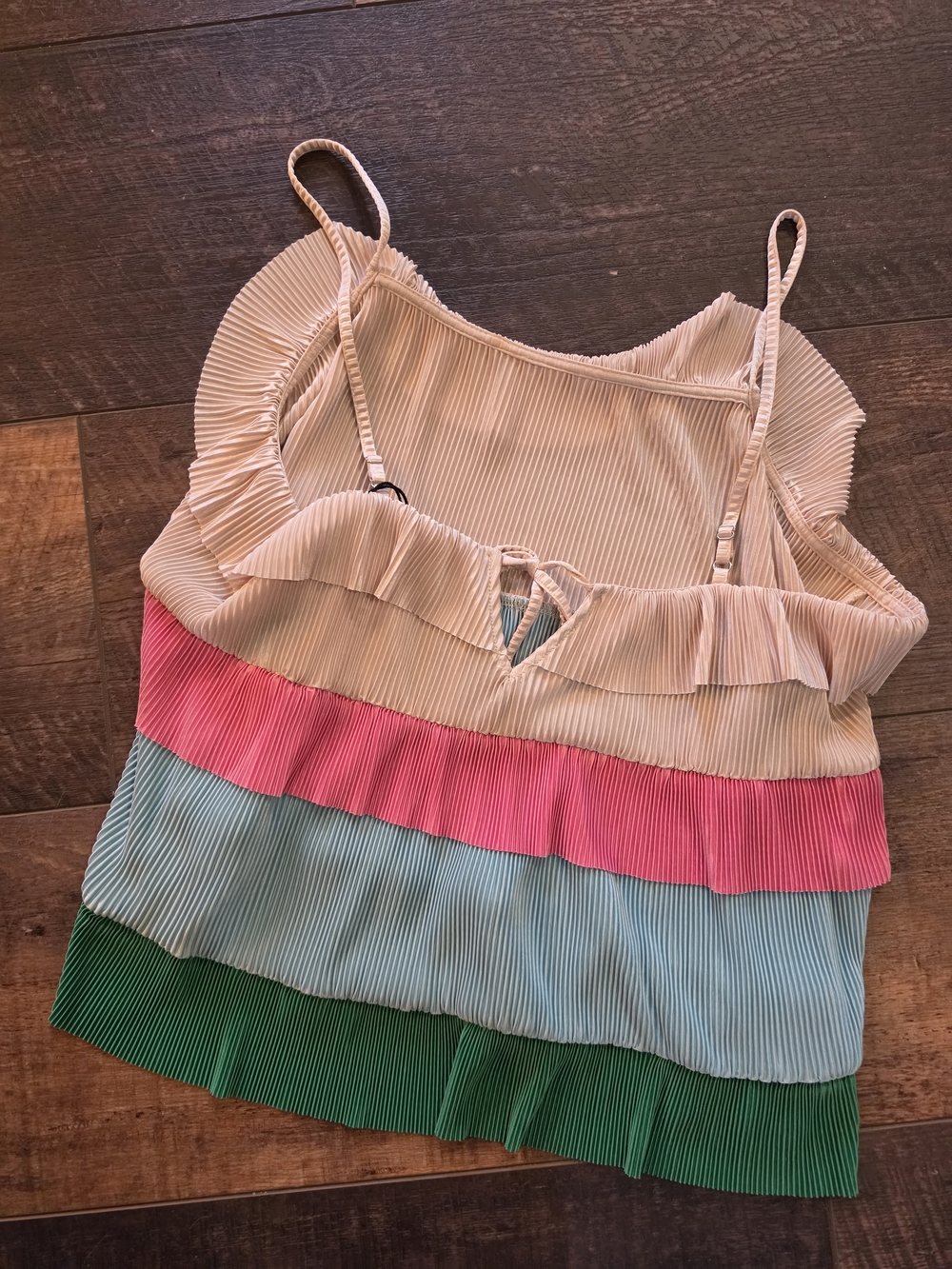 Heyday Layna Layered Tank Top NWT Size Large Pleated Ruffle Colorblock - Picture 4 of 4
